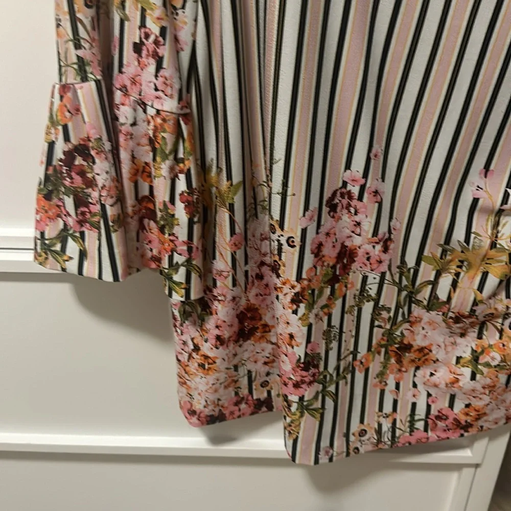 Shirt - Picture 4 of 4